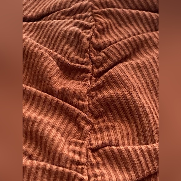 ✌🏼 #1381 Fun Rusty Ruched Stone Washed V Neck Long Sleeve Top - Picture 16 of 17